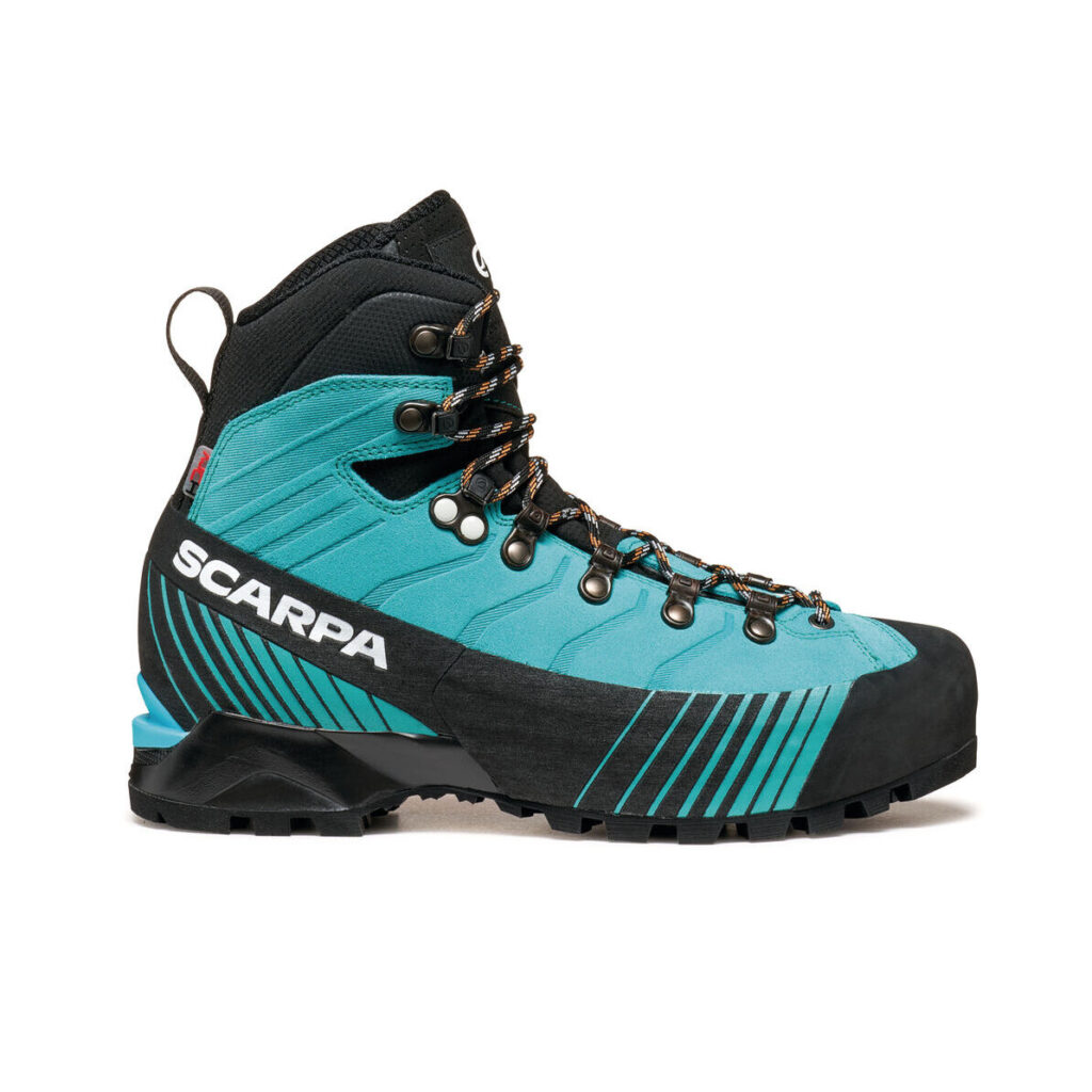 Scarpa da alpinismo in pelle, leggero, confortevole e Made in Italy 71088-252